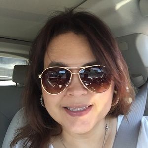 Meet your Posher, Angela